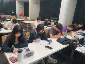 VCE Maths Tutor, Box Hill, Melbourne